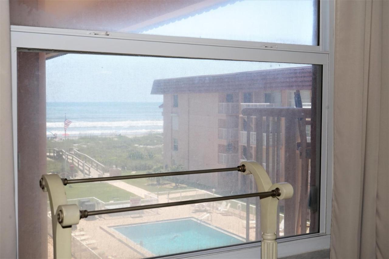 Wow! Updated Oceanfront, Pool Front Spanish Main Condo 45! شاطئ كوكوا المظهر الخارجي الصورة